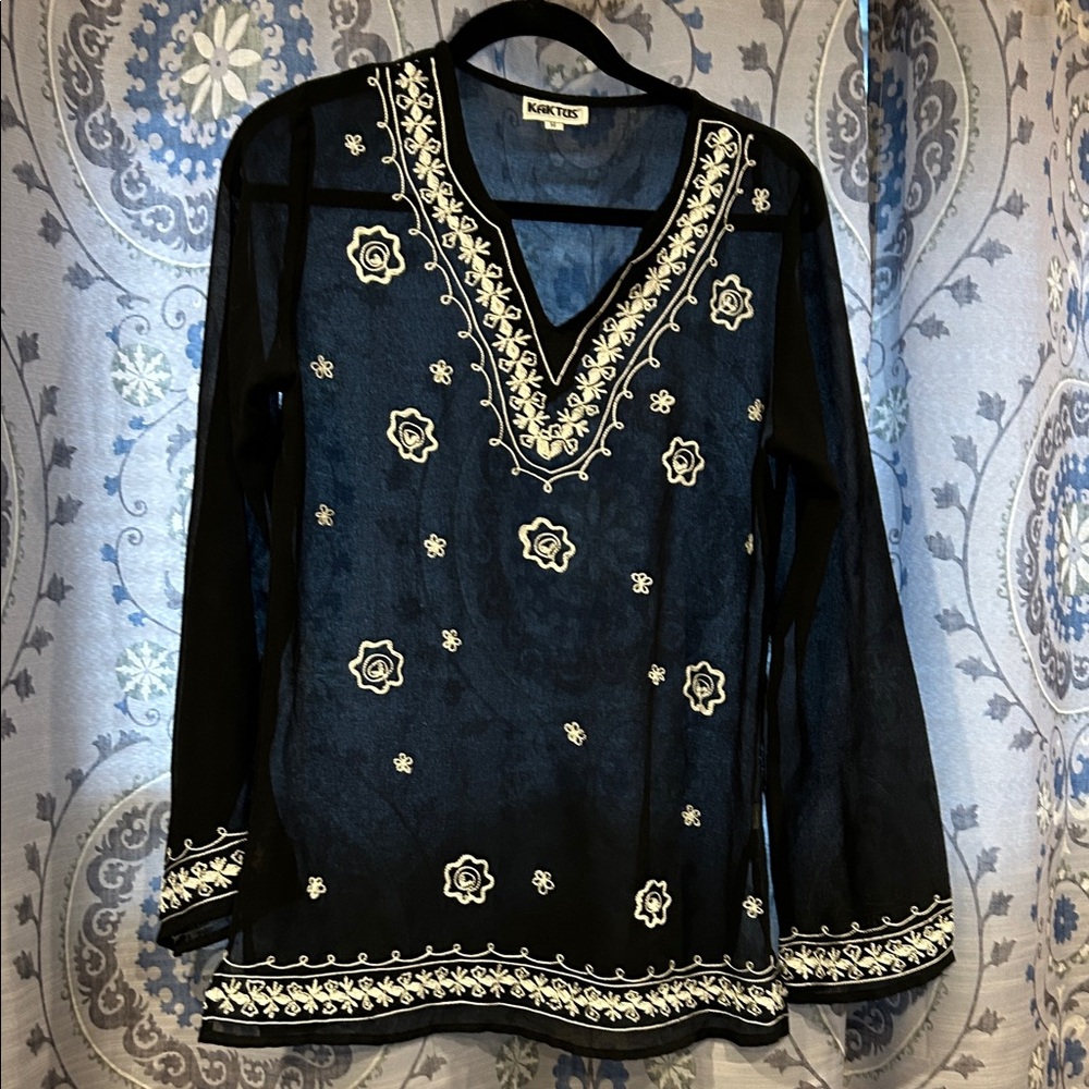 Kaktus Black Tunic with White Floral Embroidery